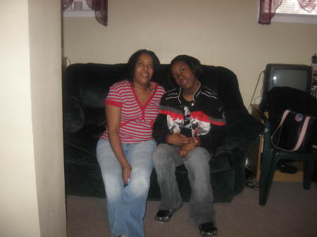 Deborah Gilbert Photo 16