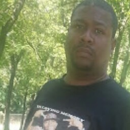 Michael Grayson Photo 32