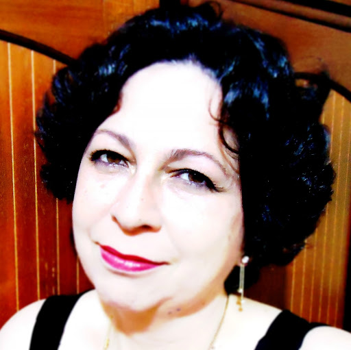 Christina Mathias Photo 9