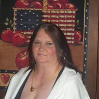 Michelle Presley Photo 16