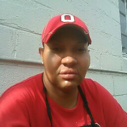 Shana Robinson Photo 21