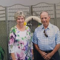 Deborah Rowe Photo 28