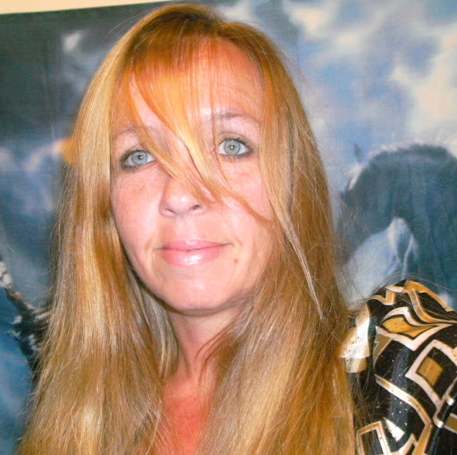 Darla Fletcher Photo 17