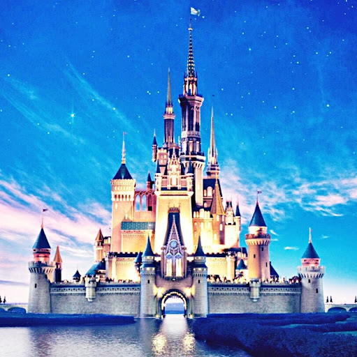 Christina Augustine Photo 8