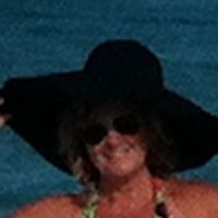 Christine Dickinson Photo 21