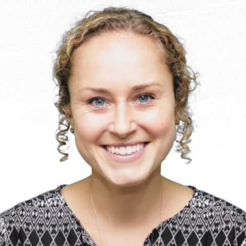 Caroline Conner Photo 13