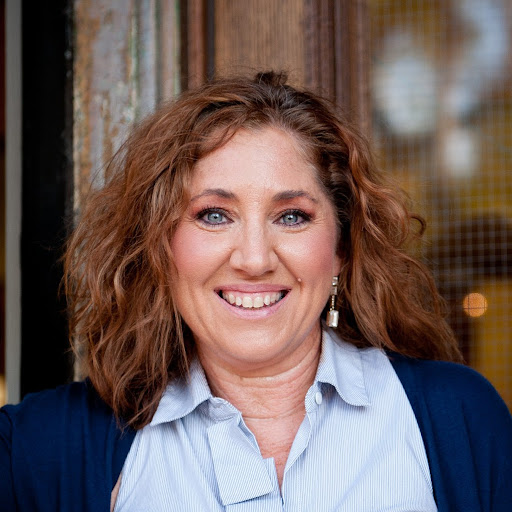 Julie Palmer Photo 13