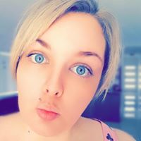 Julia Shepherd Photo 20