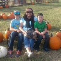 Mandy Glenn Photo 15