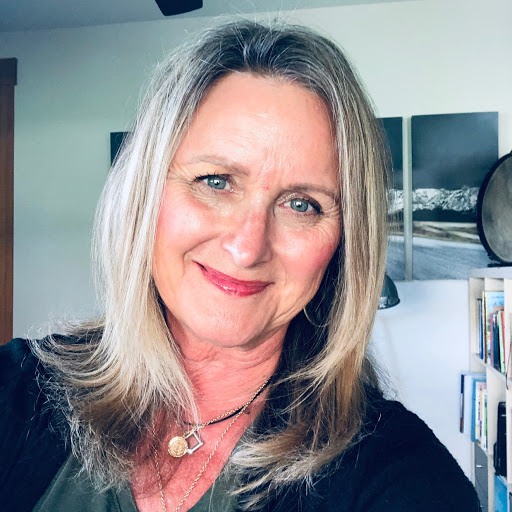 Denise Nichols Photo 26