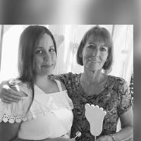 Julia Malcolm Photo 14