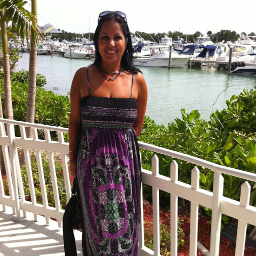 Denise Alvarado Photo 19