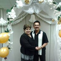 Wanda Robles Photo 28