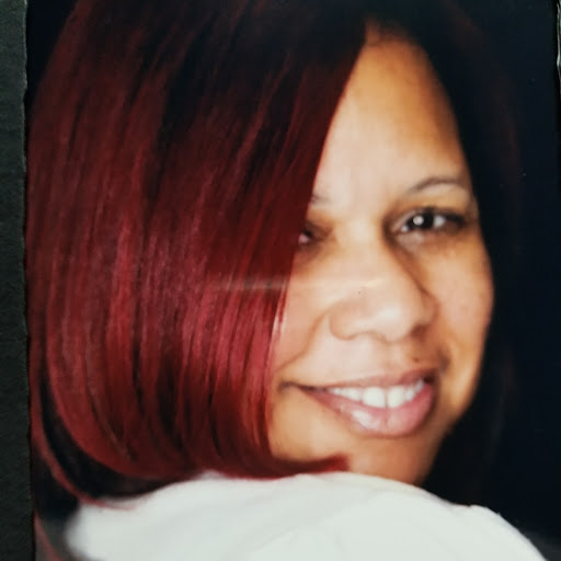 Joycelyn Montgomery Photo 3