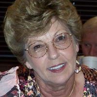 Theresa Peek Photo 13