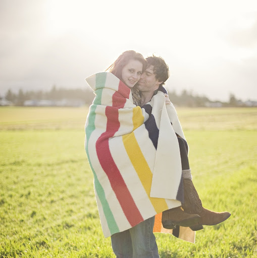 Julia Hurley Photo 35