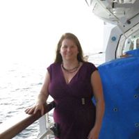 Shirley Hilton Photo 25