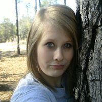 Kirsten Tucker Photo 30