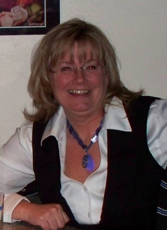 Laurie Benson Photo 34