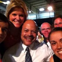 Michelle Potts Photo 48