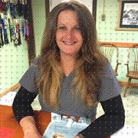 Kristin Hutchison Photo 11
