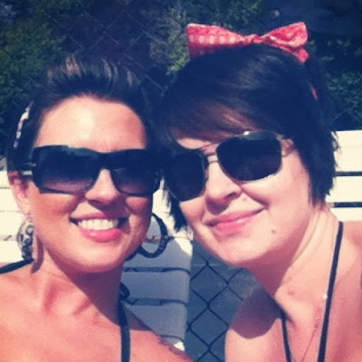 Amanda Garner Photo 27