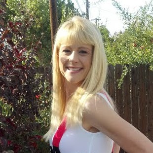 Cindy Hampton Photo 17