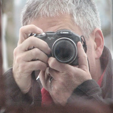 Robin Waller Photo 15