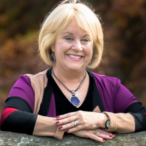 Karen Mackey Photo 23