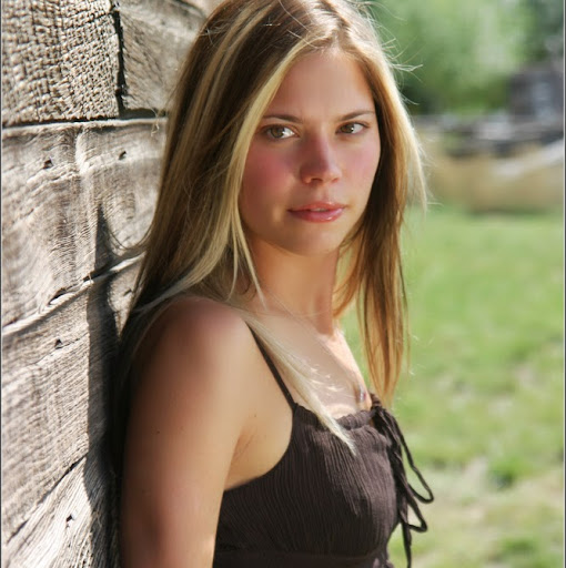 Alicia Gibbs Photo 7