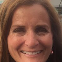 Julie Lively Photo 40