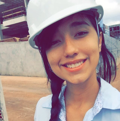 Julie Miranda Photo 24