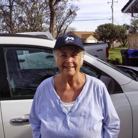 Sharon Roscoe Photo 12