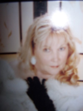 Vicki Hunt Photo 36