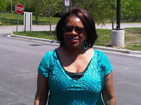 Anne Smith Photo 18