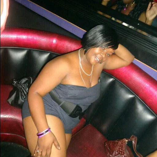 Vickie Howard Photo 15