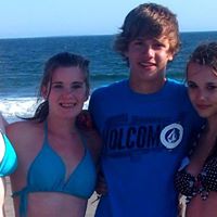 Naomi Webster Photo 13