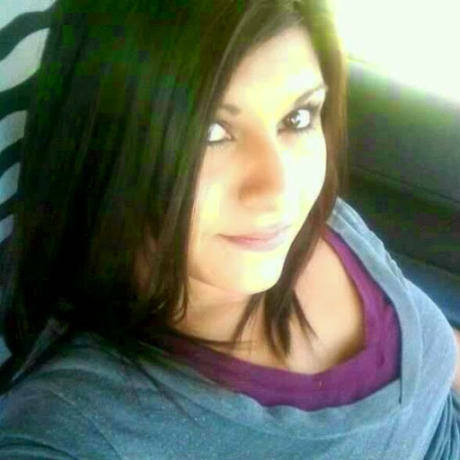 Joanna Ramirez Photo 15