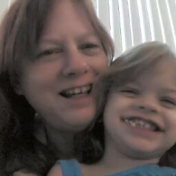 Ellen Russell Photo 45