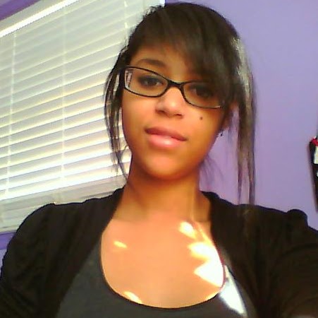 Sarah Butler Photo 25 Sarah Butler Photo 25