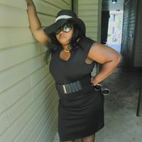 Angela Garrison Photo 16