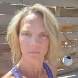 Traci Cooper Photo 47