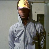 Angel Peters Photo 31