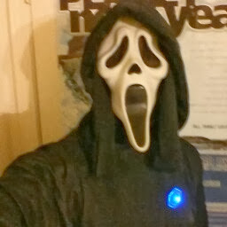 Derek Sharp Photo 35