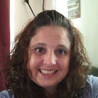 Kristen John Photo 25