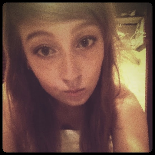 Jessica Farrow Photo 15