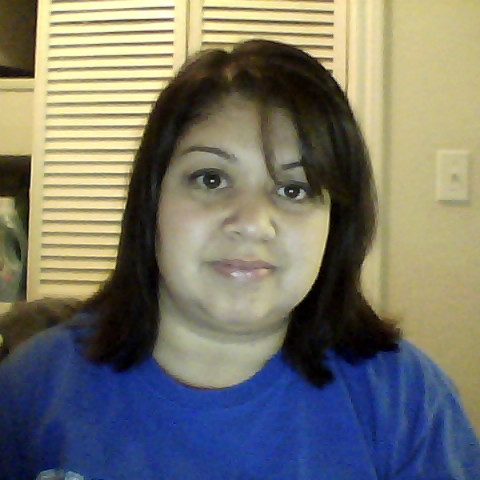 Marie Robles Photo 14