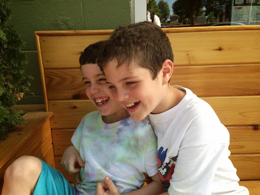 Linda Brenner Photo 24