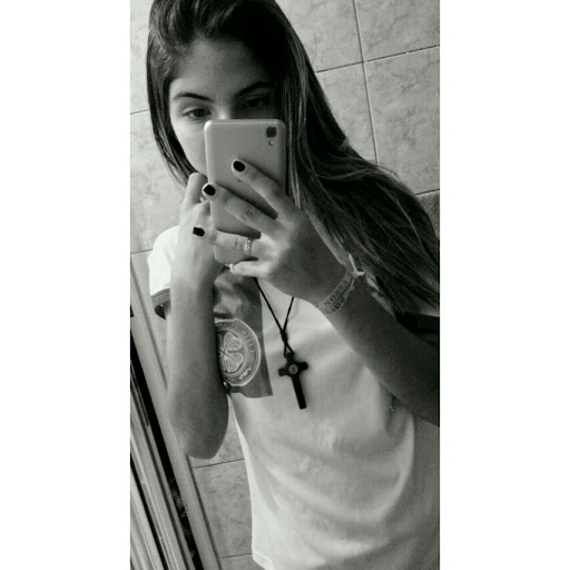 Livia Silva Photo 17