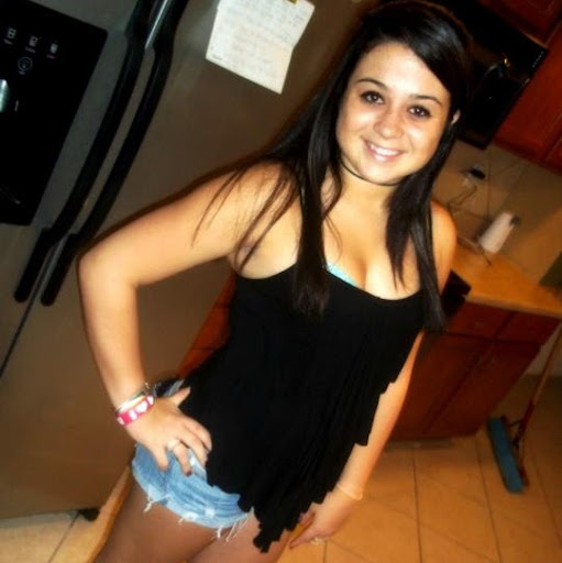 Sarah Logsdon Photo 7